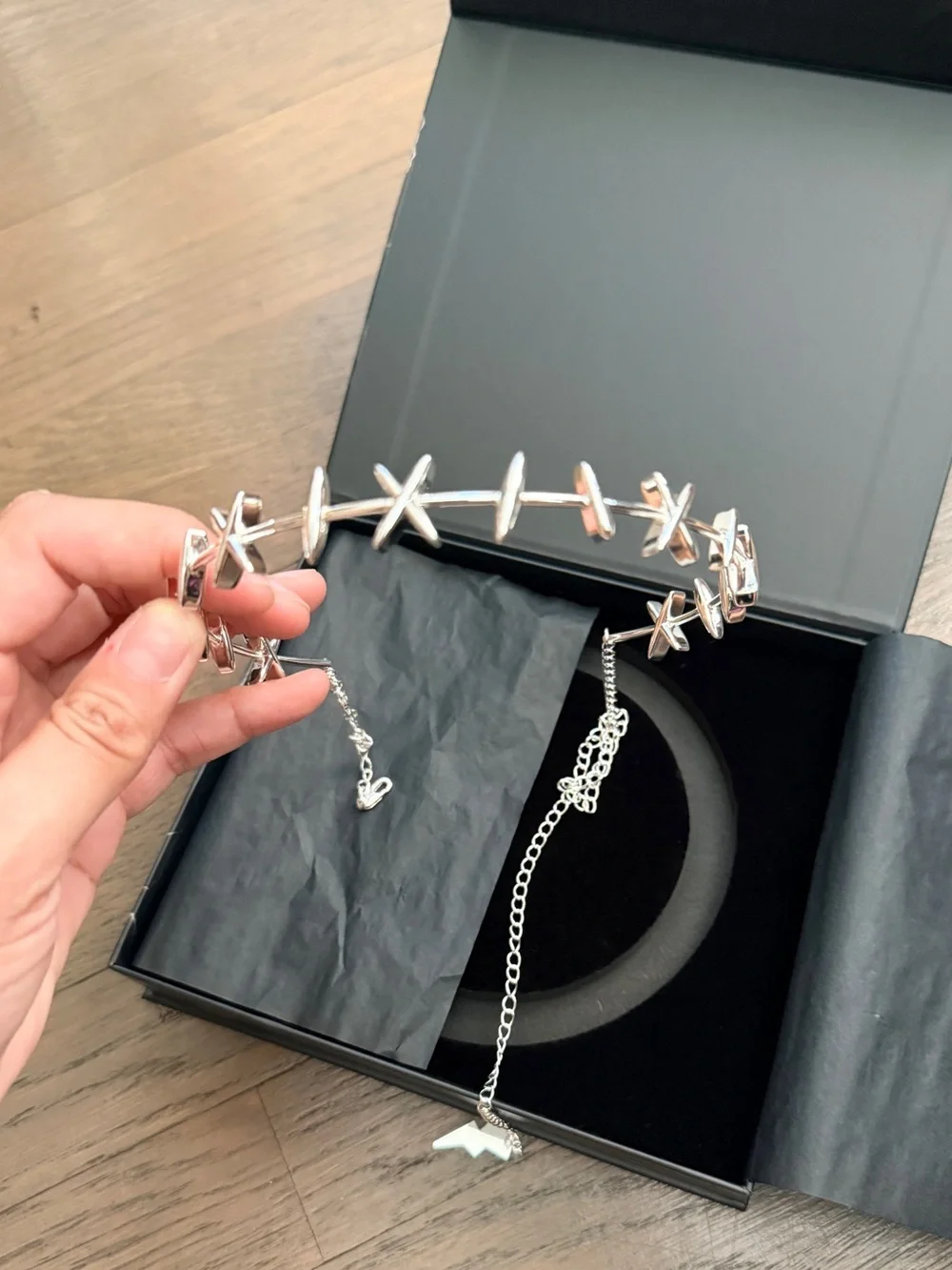 Universal Monsters Bride of Frankenstein Vixen Micheline Pitt choker necklace